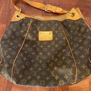 Authentic Louis Vuitton Brown Monogram GM Galliera shoulder boho bag.